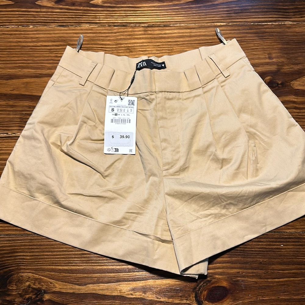 Size S Zara High waisted khaki shorts- Tan